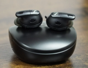 Amplifying earbuds for hard of hearing