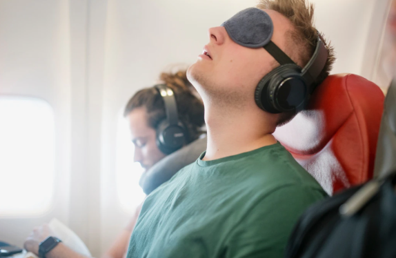 Best Headphones for Airplane Travel