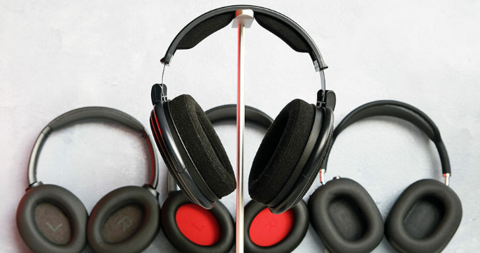 Best Headphones for Big Heads: Most Comfortable Picks