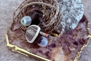 Are IEMs better than headphones for gaming