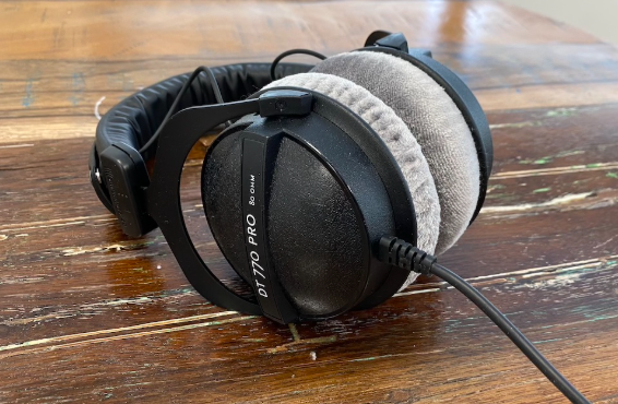 Best headphones for recording vocals